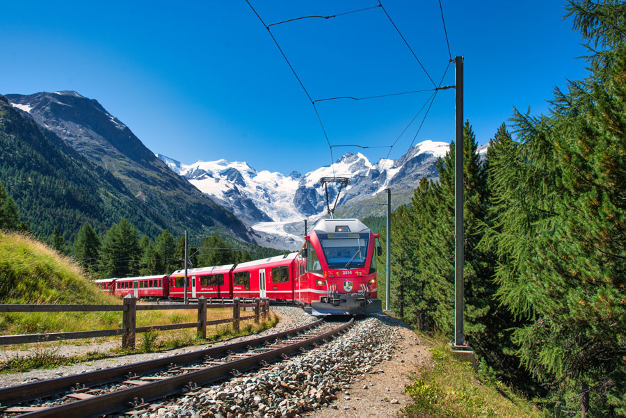 https://www.mfrreisen.de/wp-content/uploads/2022/09/bernina-red-train-2022-03-31-17-42-38-utc.jpg