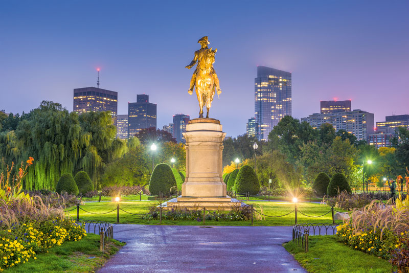 https://www.mfrreisen.de/wp-content/uploads/2023/10/USA_boston-public-garden.jpg